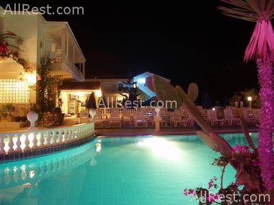 Ikaros Hotel 23